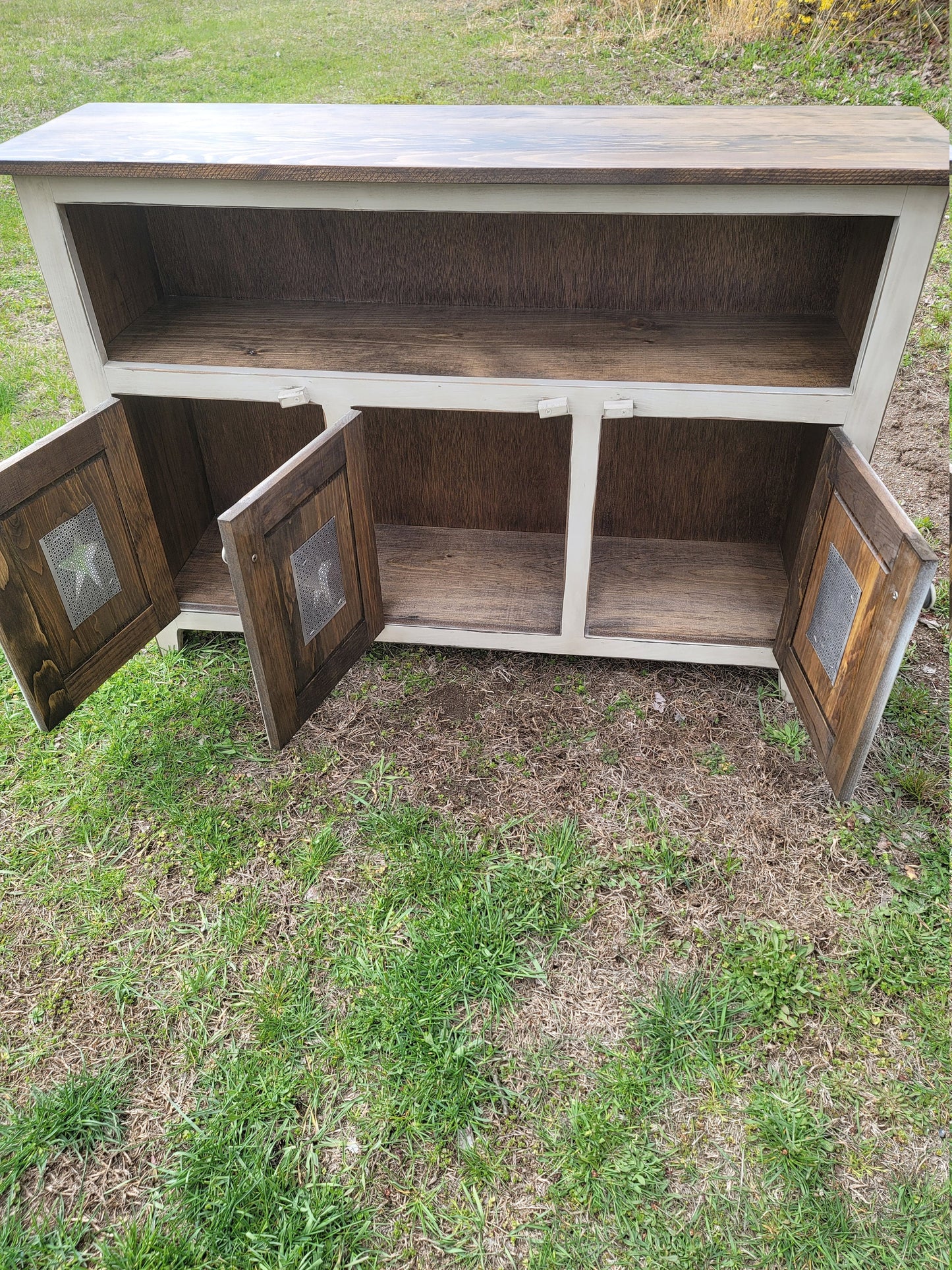 rustic buffet cabinet / farmhouse style tv stand / Primitive buffet cabinet